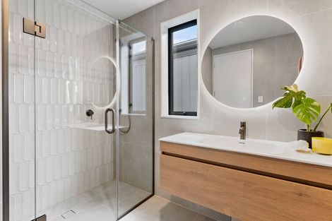 Photo of property in 3 Trafalgar Road, Milford, Auckland, 0620