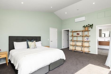 Photo of property in 16 Doris Faigan Lane, Charteris Bay, Lyttelton, 8971