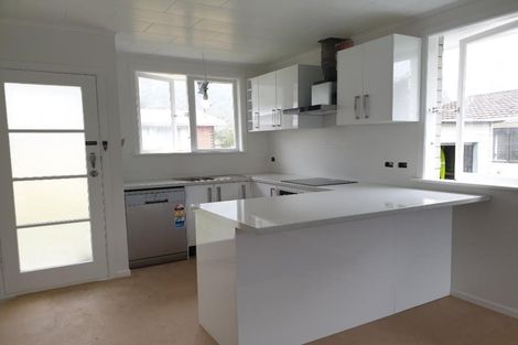 Photo of property in 9a Helvetia Grove, Naenae, Lower Hutt, 5011