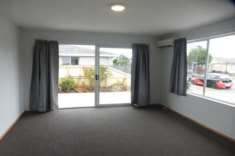 Photo of property in 24 Bayswater Crescent, Bromley, Christchurch, 8062
