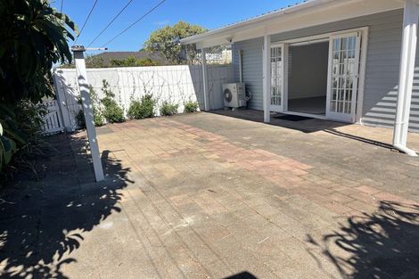 Photo of property in 1/20 Gordon Avenue, Milford, Auckland, 0620