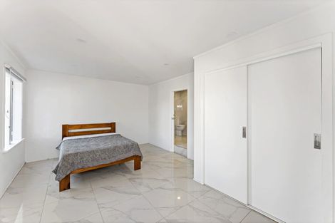 Photo of property in 29 Glamorgan Drive, Torbay, Auckland, 0630