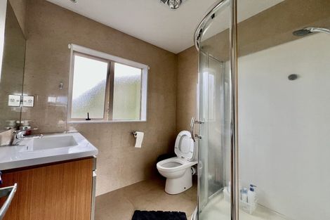 Photo of property in 19a Nile Road, Milford, Auckland, 0620