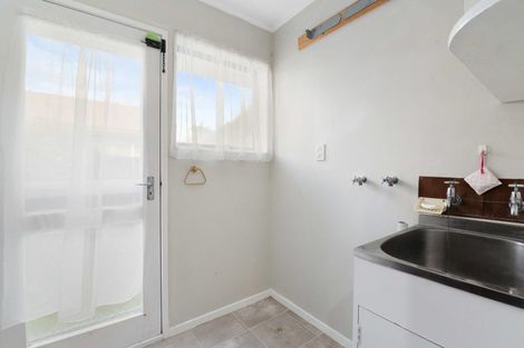 Photo of property in 12a Westbrook Place, Pomare, Rotorua, 3015