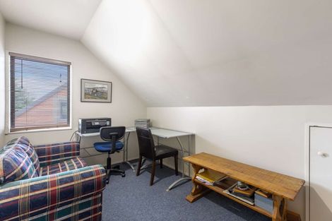 Photo of property in 37 Fields Parade, Oteha, Auckland, 0632