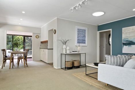 Photo of property in 32 Sunset Street, Hilltop, Taupo, 3330