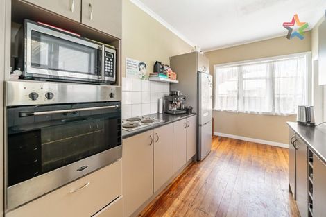 Photo of property in 38 Hall Crescent, Epuni, Lower Hutt, 5011