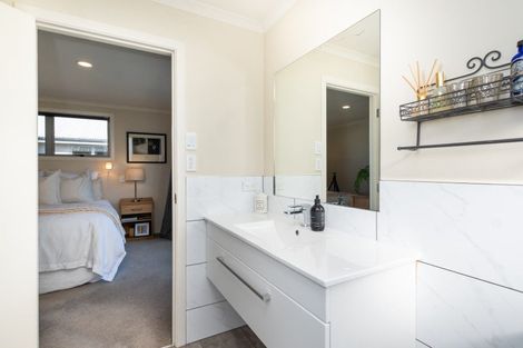 Photo of property in 2 Birdwood Street, Taradale, Napier, 4112