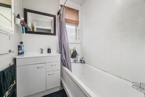 Photo of property in 13 Garrick Place, Pukehangi, Rotorua, 3015
