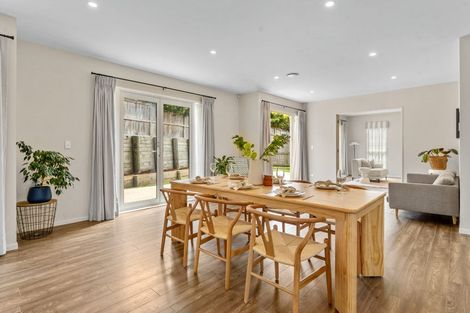 Photo of property in 21 Edgewater Drive, Karaka, Papakura, 2113