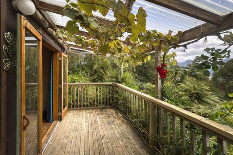 Photo of property in 42 Gibbs Road, Collingwood, 7073