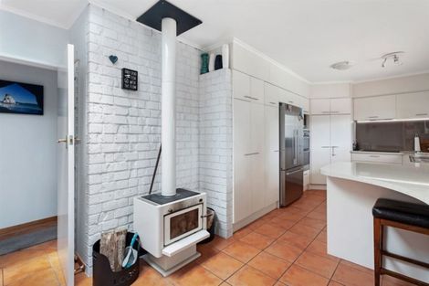 Photo of property in 27 Mokorua Parade, Whakatane, 3120