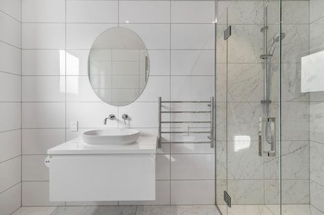 Photo of property in 44 Kelliher Drive, Wanaka, 9305