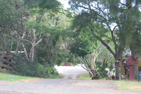 Photo of property in 32 Morriggia Place, Bayview, Auckland, 0629
