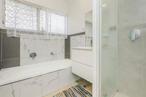 Photo of property in 5 Dreadon Road, Manurewa, Auckland, 2102