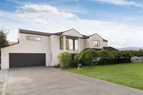 Photo of property in 1 Coburn Place, Lake Hayes, Queenstown, 9304