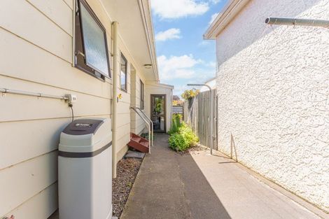 Photo of property in 2a Roberts Avenue, Aramoho, Whanganui, 4500