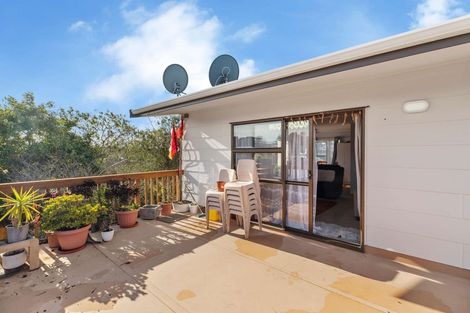 Photo of property in 51 Hindmarsh Street, Henderson, Auckland, 0612