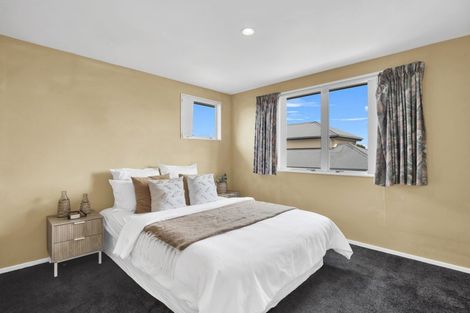 Photo of property in 3 Rosefield Lane, Northcote, Christchurch, 8052