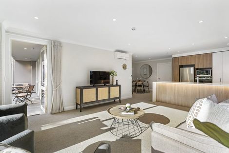 Photo of property in 4/30 Ambassador Glade, Orewa, 0931