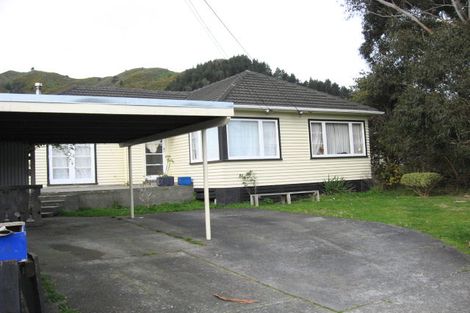 Photo of property in 28 Frederick Street, Wainuiomata, Lower Hutt, 5014