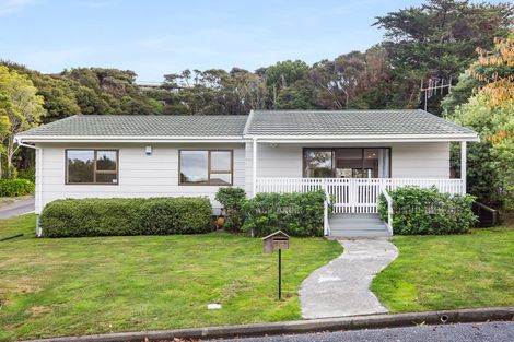 Photo of property in 19 Seagull Place, Whitby, Porirua, 5024