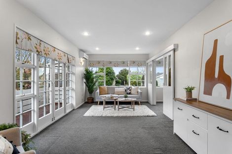 Photo of property in 43 Bucknell Street, Sockburn, Christchurch, 8042