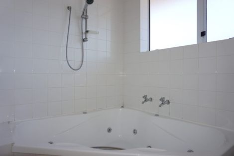 Photo of property in 403 Mairehau Road, Parklands, Christchurch, 8083