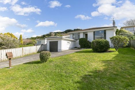 Photo of property in 365 Main Road, Tawa, Wellington, 5028