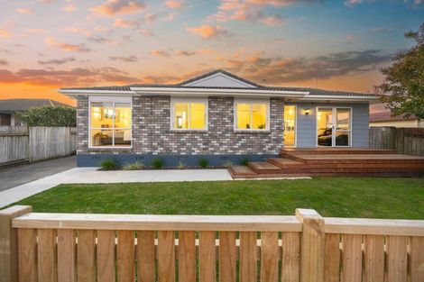 Photo of property in 4 Emmerdale Mews, Highbury, Palmerston North, 4412