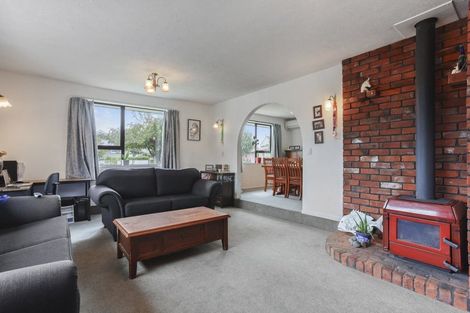 Photo of property in 13 Parkhouse Drive, Rangiora, 7400