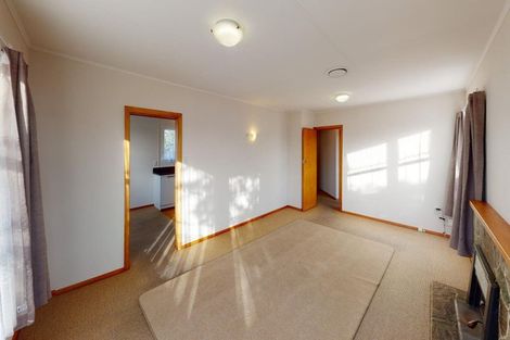Photo of property in 32 Holdsworth Avenue, Milson, Palmerston North, 4414