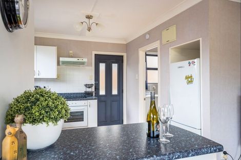 Photo of property in 15a Naumai Place, Spotswood, New Plymouth, 4310