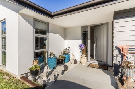 Photo of property in 59 Wilson Street, Bulls, 4818