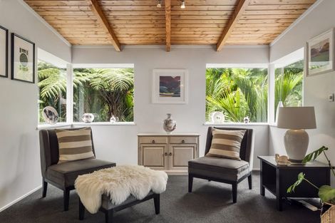 Photo of property in 2/12a Mcdowell Crescent, Hillcrest, Auckland, 0627