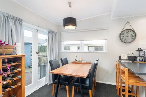 Photo of property in 5a Gloucester Street, Silverstream, Upper Hutt, 5019