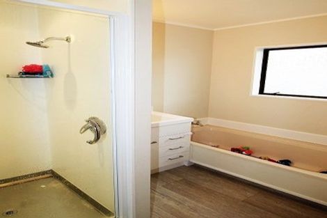 Photo of property in 16 Bellevue Road, Brookfield, Tauranga, 3110