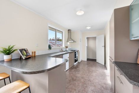 Photo of property in 4 Thomson Grove, Stokes Valley, Lower Hutt, 5019