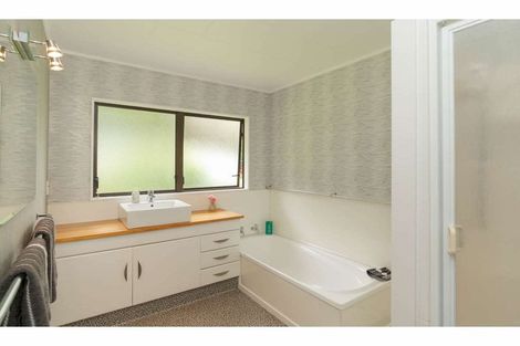 Photo of property in 64 Mangakaretu Road, Waipapa, Kerikeri, 0295