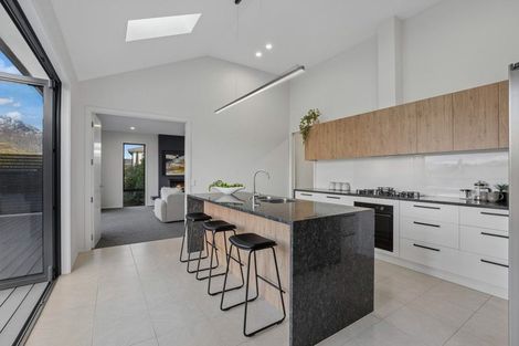 Photo of property in 4 Lindmore Lane, Lower Shotover, Queenstown, 9371