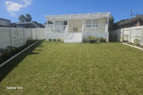 Photo of property in 1/9 Landop Terrace, Howick, Auckland, 2014