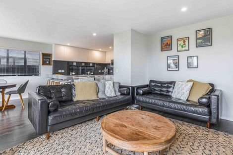 Photo of property in 17 Irving Place, Hobsonville, Auckland, 0616