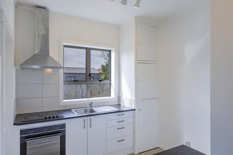 Photo of property in 16 Norana Avenue, Favona, Auckland, 2024