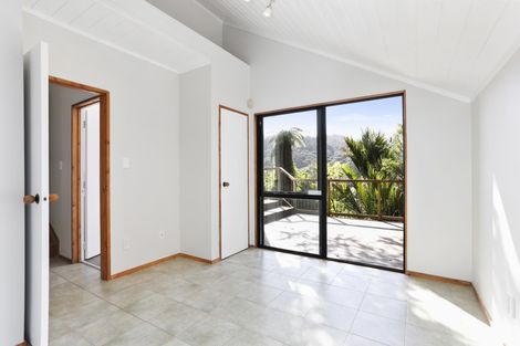 Photo of property in 16 Tainui Road, Titirangi, Auckland, 0604