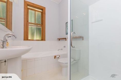 Photo of property in 66 Waipapa Road, Hataitai, Wellington, 6021