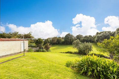 Photo of property in 32 Endeavour Street, Marfell, New Plymouth, 4310