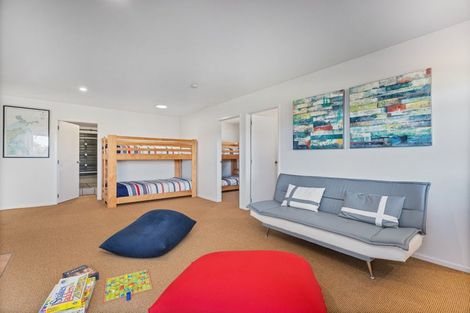 Photo of property in 16 Tarapatiki Drive, Whitianga, 3510