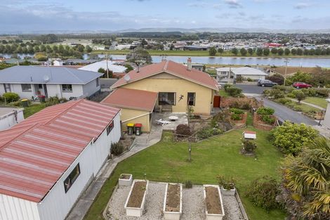 Photo of property in 11 Lowestoft Street, Balclutha, 9230