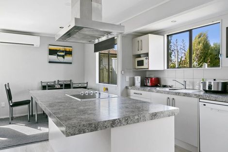 Photo of property in 2/23 Newberry Place, Richmond Heights, Taupo, 3330