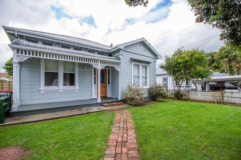Photo of property in 17 Rossiter Avenue, Waterloo, Lower Hutt, 5011